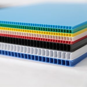 Plastic corrugated sheet