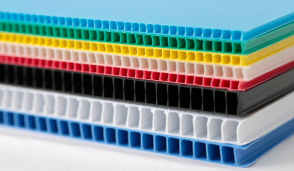 Plastic corrugated sheet